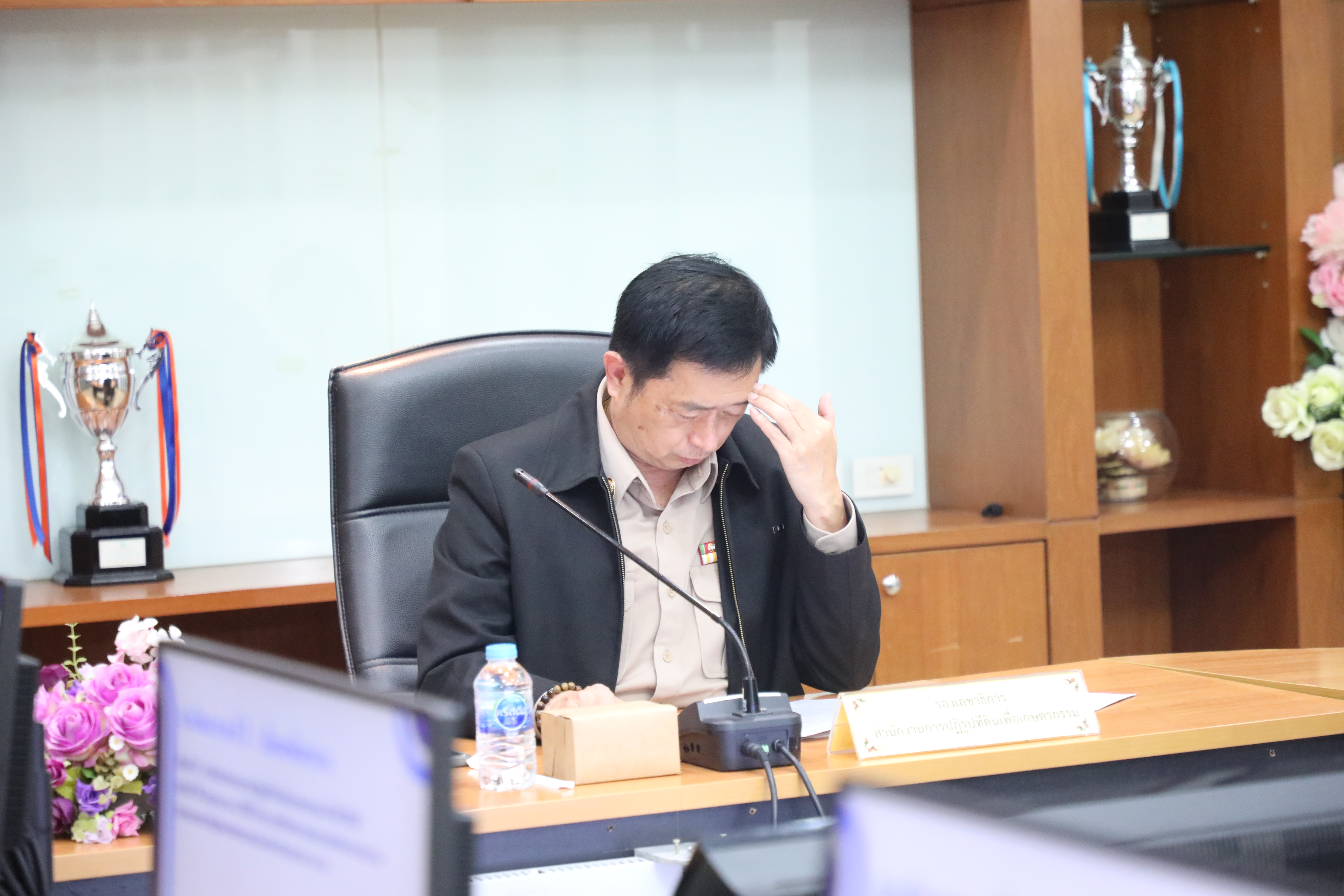 title - ส.ป.ก. ประชุมคณะกรรมการตัดสินการประกวดออกแบบตราสัญลักษณ์ครบรอบวันคล้ายวันสถาปนา ส.ป.ก. ครั้งที่ 1/2568